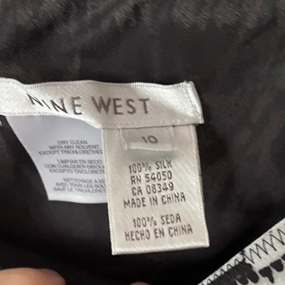 Nine West‎ NWT 100% Silk flowy Midi Skirt 10